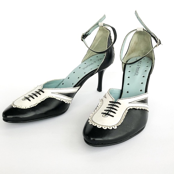 M.C. & Power Shoes - 🔥 HOST PICK! D'Orsay-Inspired Ankle Strap Pump 🔥